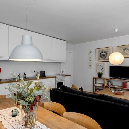 Modern & Cozy Apartment - Downtown Reykjavik Bagian luar foto